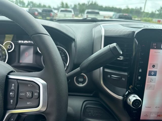New 2026 RAM 2500 Big Horn AWD/4WD image 23