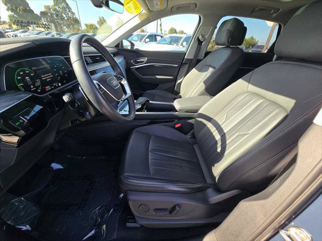 Used 2024 Audi Q8 e-tron Premium Plus w/ Premium Plus Package AWD/4WD image 24