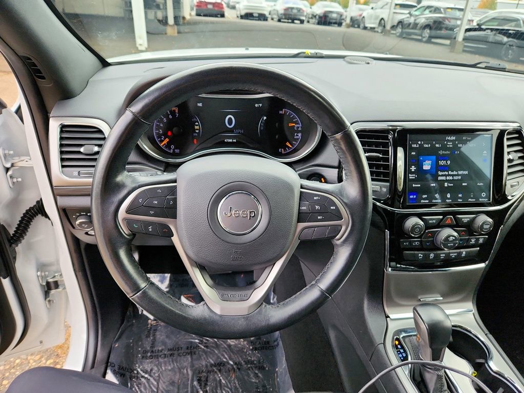 Used 2020 Jeep Grand Cherokee Altitude image 14