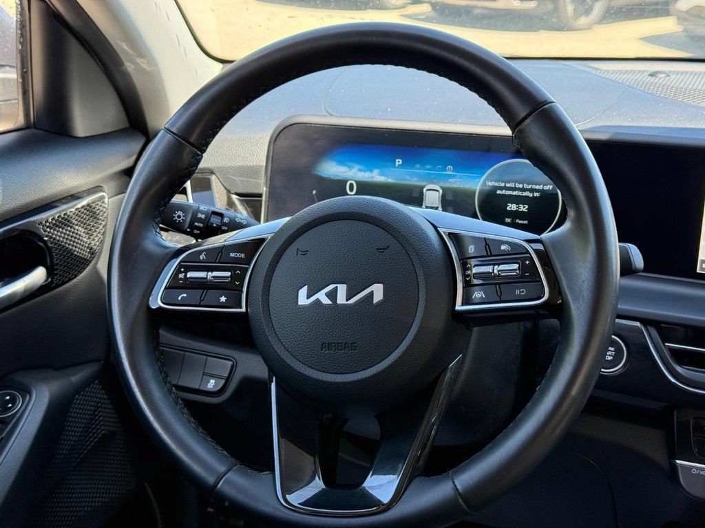 Used 2024 Kia Seltos X-Line AWD/4WD image 15