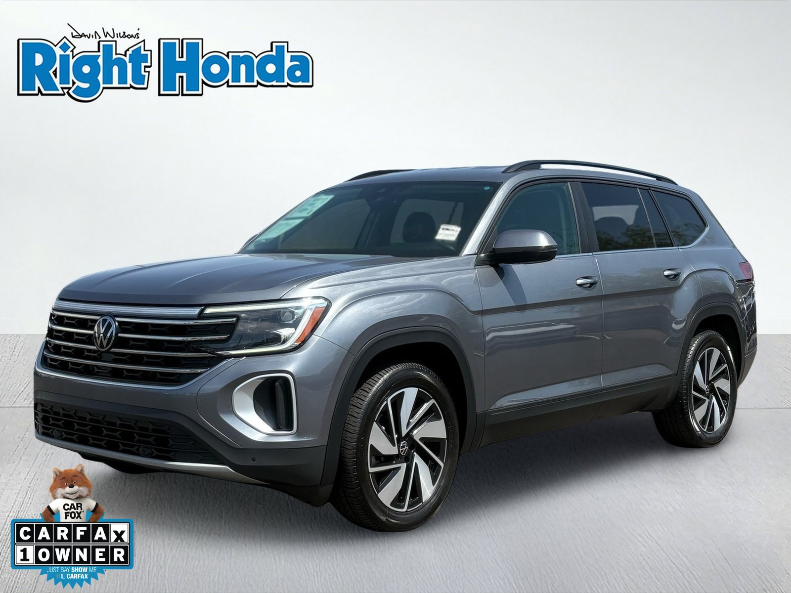 Used 2025 Volkswagen Atlas SE AWD/4WD image 1