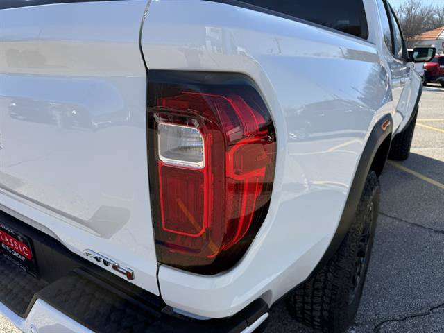 New 2026 GMC Canyon AT4 w/ Technology Plus Package AWD/4WD image 29