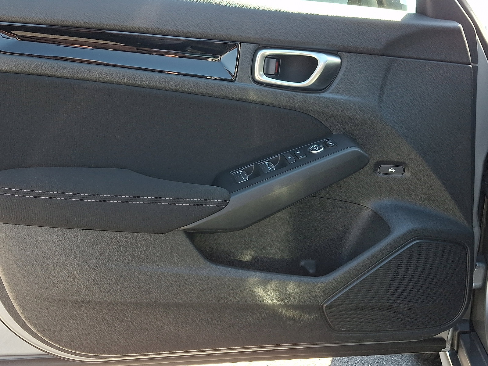 Used 2023 Honda Civic EX image 12