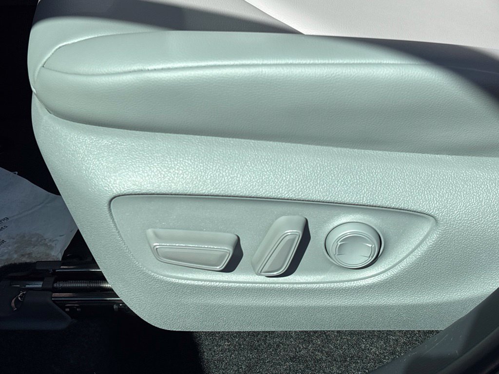 New 2026 Toyota Highlander XLE AWD/4WD image 10
