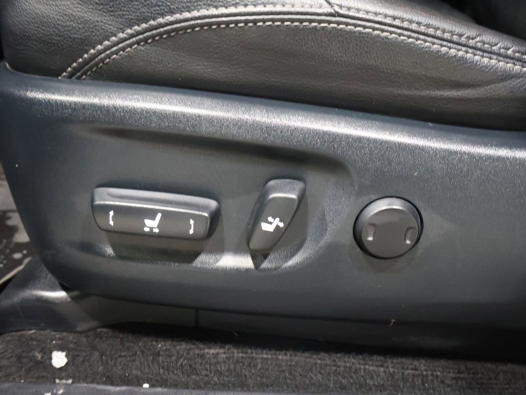 Used 2021 Toyota 4Runner Limited image 21