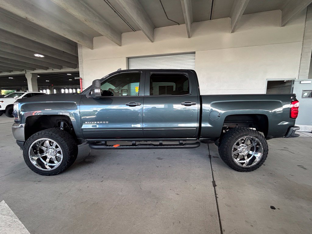 Used 2017 Chevrolet Silverado 1500 LT w/ All Star Edition RWD image 2