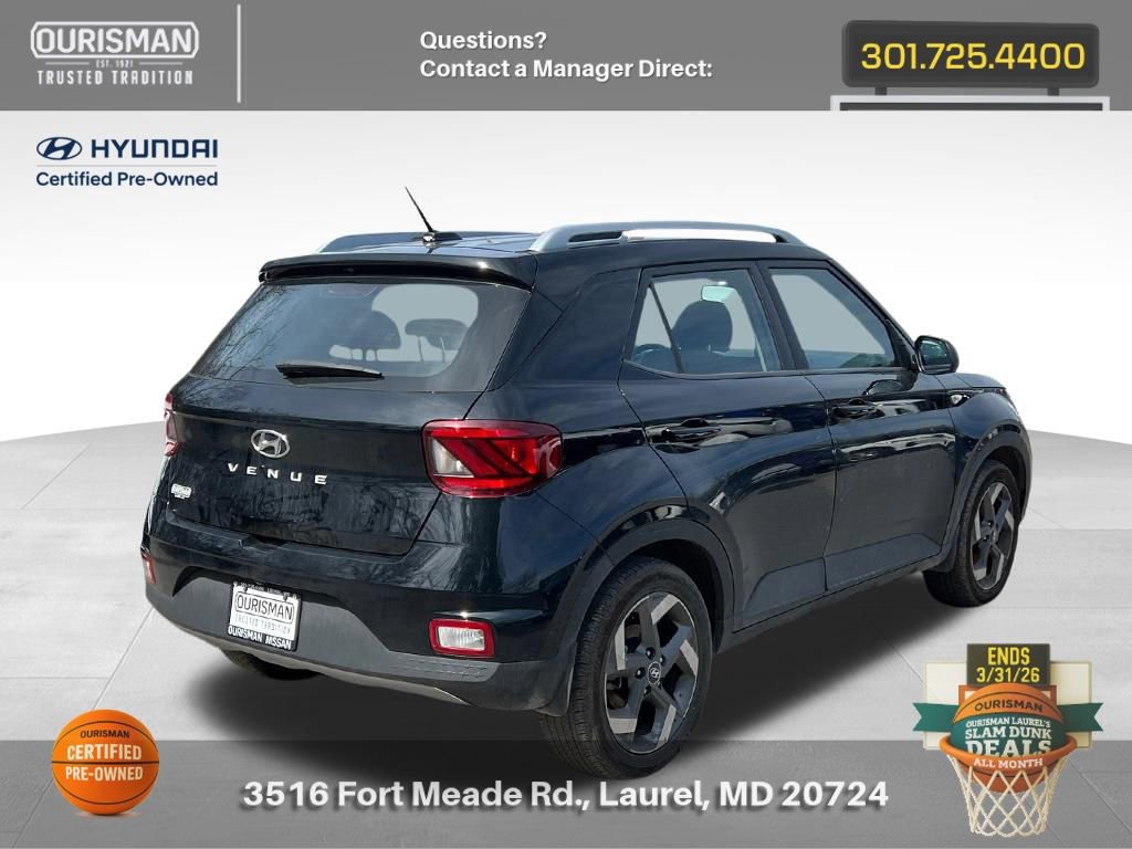 Certified 2025 Hyundai Venue SEL image 4