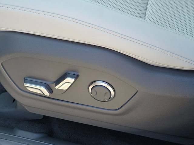 New 2027 Hyundai Santa Fe SEL FWD image 19