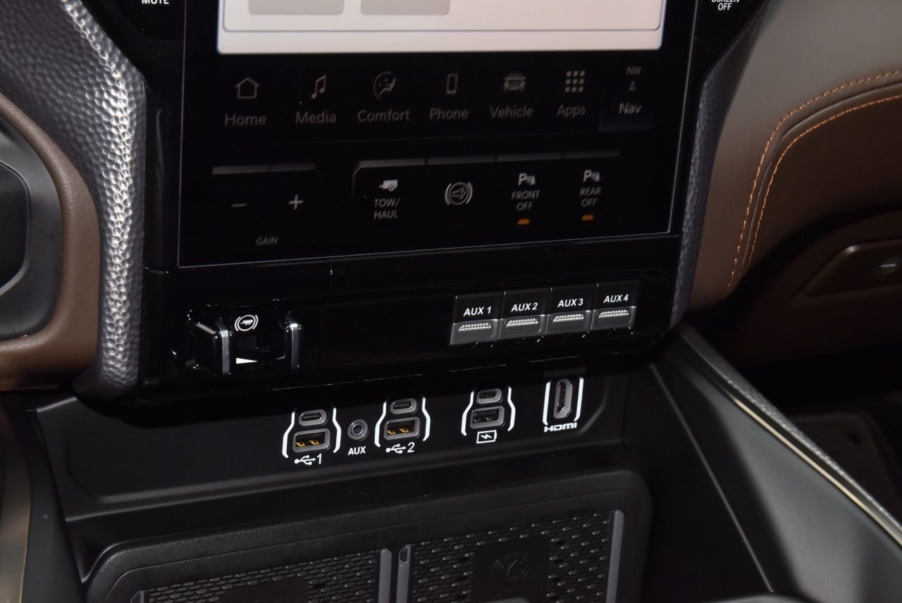 Used 2025 RAM 3500 Longhorn image 29