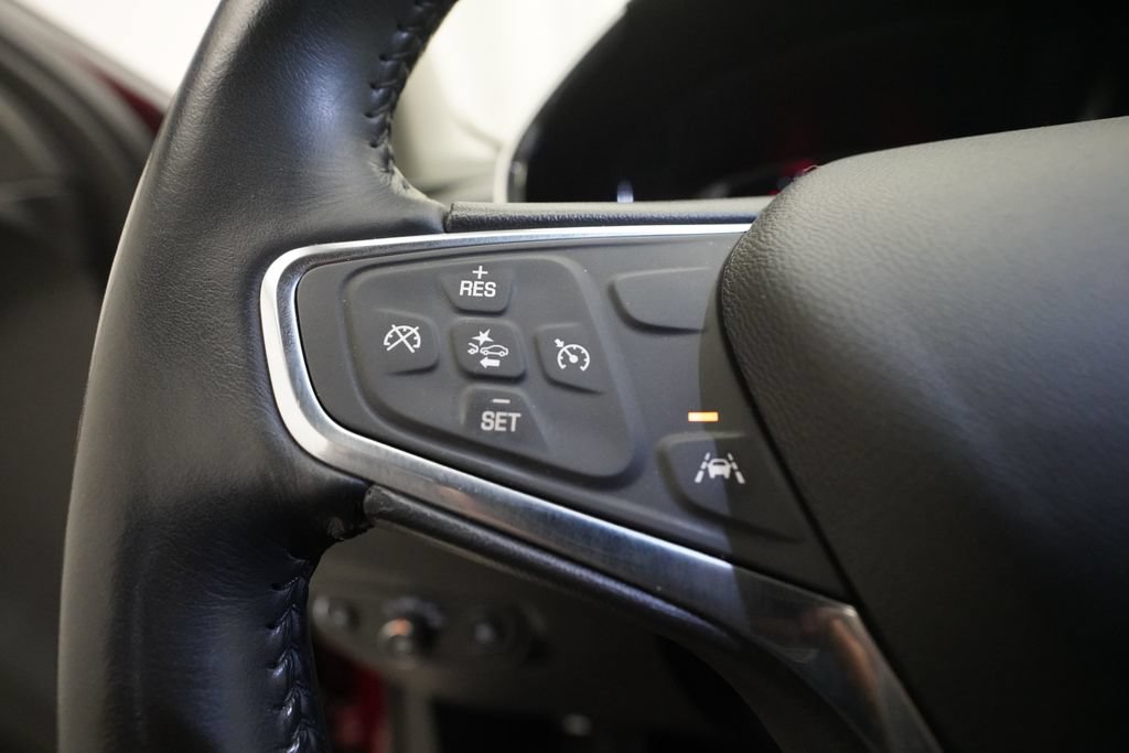 Used 2020 Chevrolet Equinox LT FWD image 26