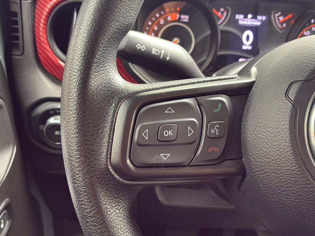 Used 2025 Jeep Wrangler Unlimited Sport AWD/4WD image 34