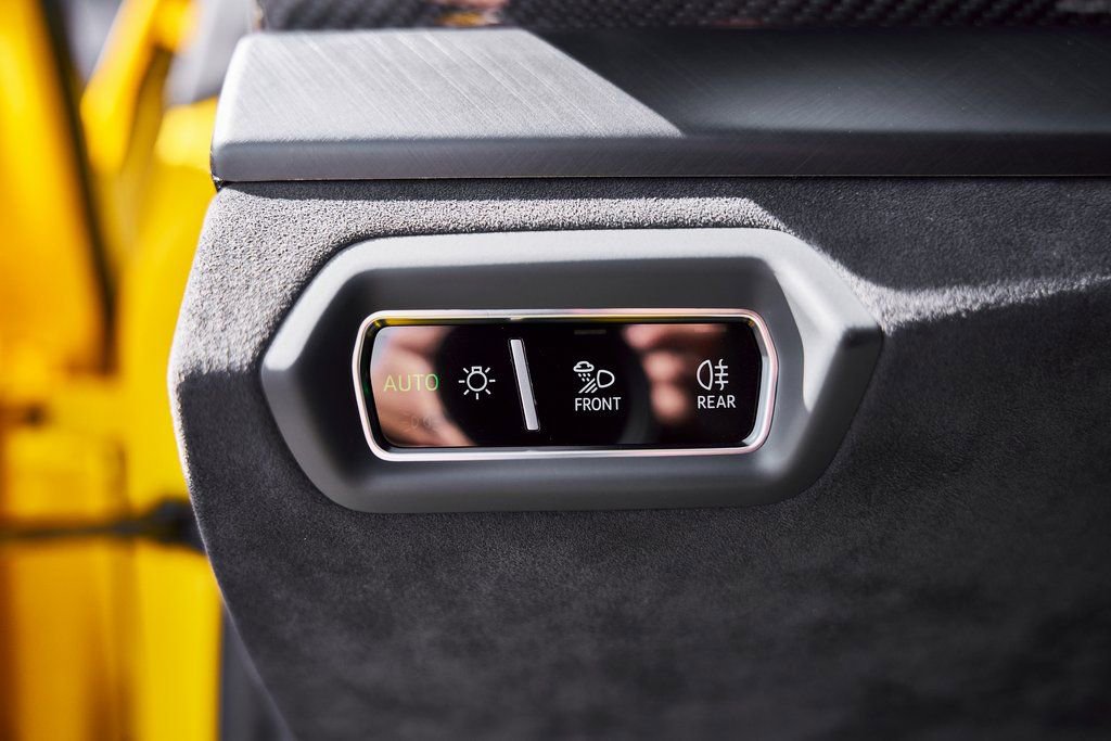 Used 2021 Lamborghini Urus AWD/4WD image 53