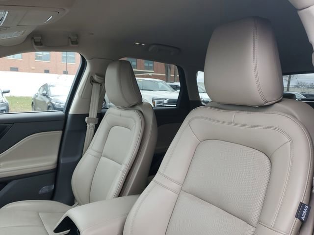 Used 2023 Lincoln Corsair FWD w/ Equipment Group 101A image 12