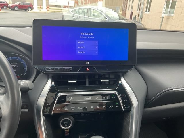 Used 2024 Toyota Venza Limited AWD/4WD image 17
