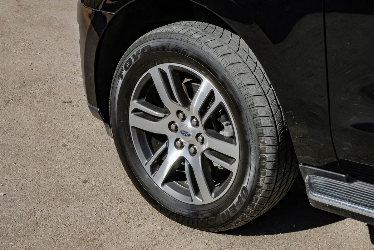 Used 2022 Ford Expedition Max Limited image 61