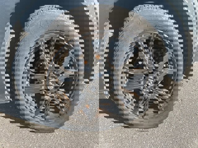 Used 2021 Nissan Kicks SV image 15