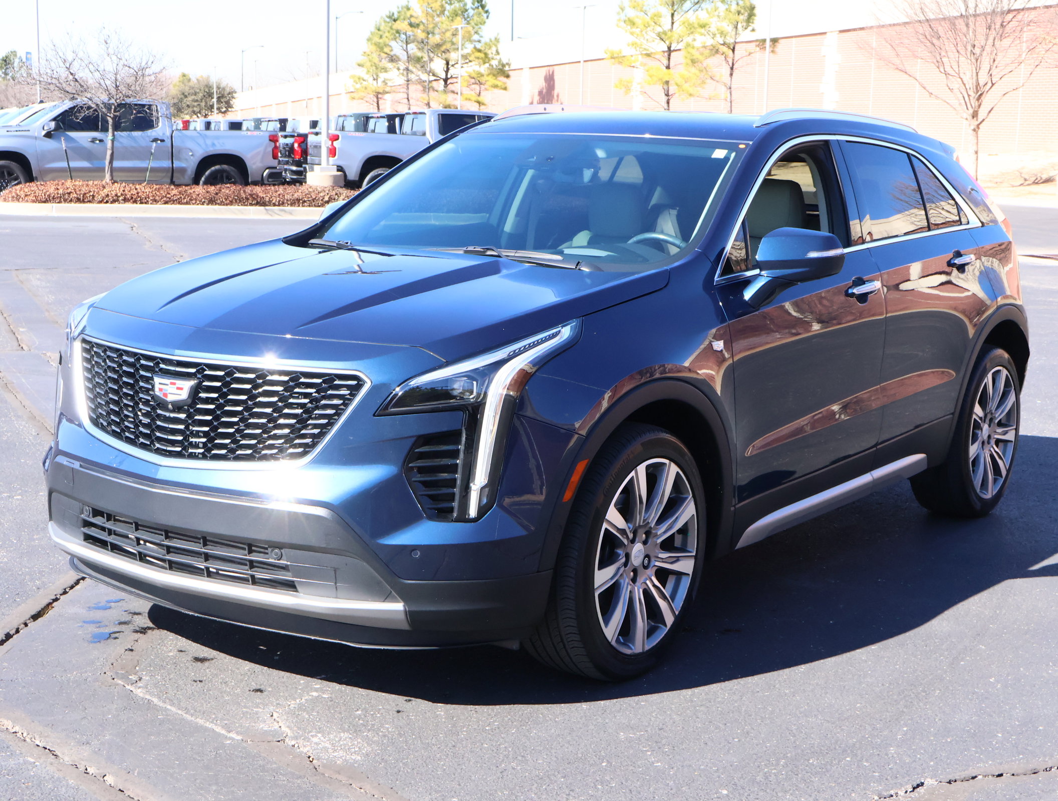 Used 2019 Cadillac XT4 Premium Luxury image 31