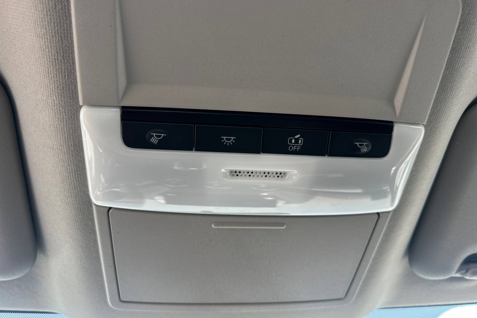 Used 2025 Nissan Sentra SR w/ Trunk Package FWD image 22