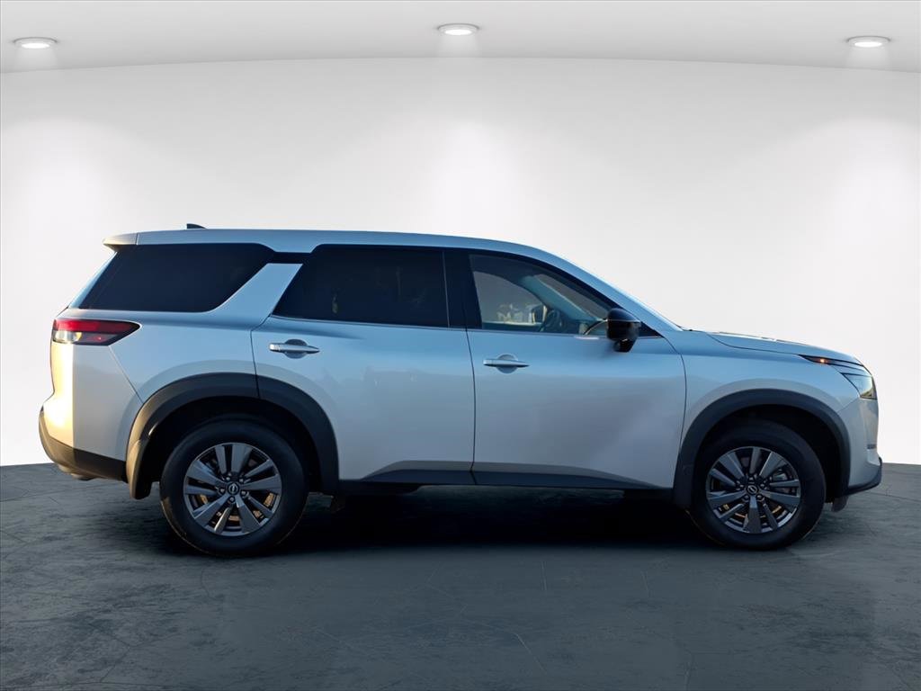 Used 2024 Nissan Pathfinder S w/ Cargo Package image 23