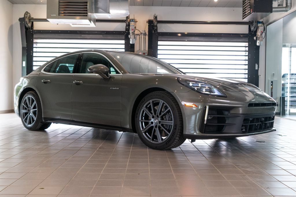 New 2026 Porsche Panamera 4 E-Hybrid AWD/4WD image 7