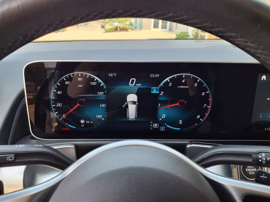 Used 2021 Mercedes-Benz GLB 250 4MATIC image 23