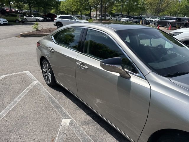 Used 2020 Lexus ES 350 w/ Premium Package image 4