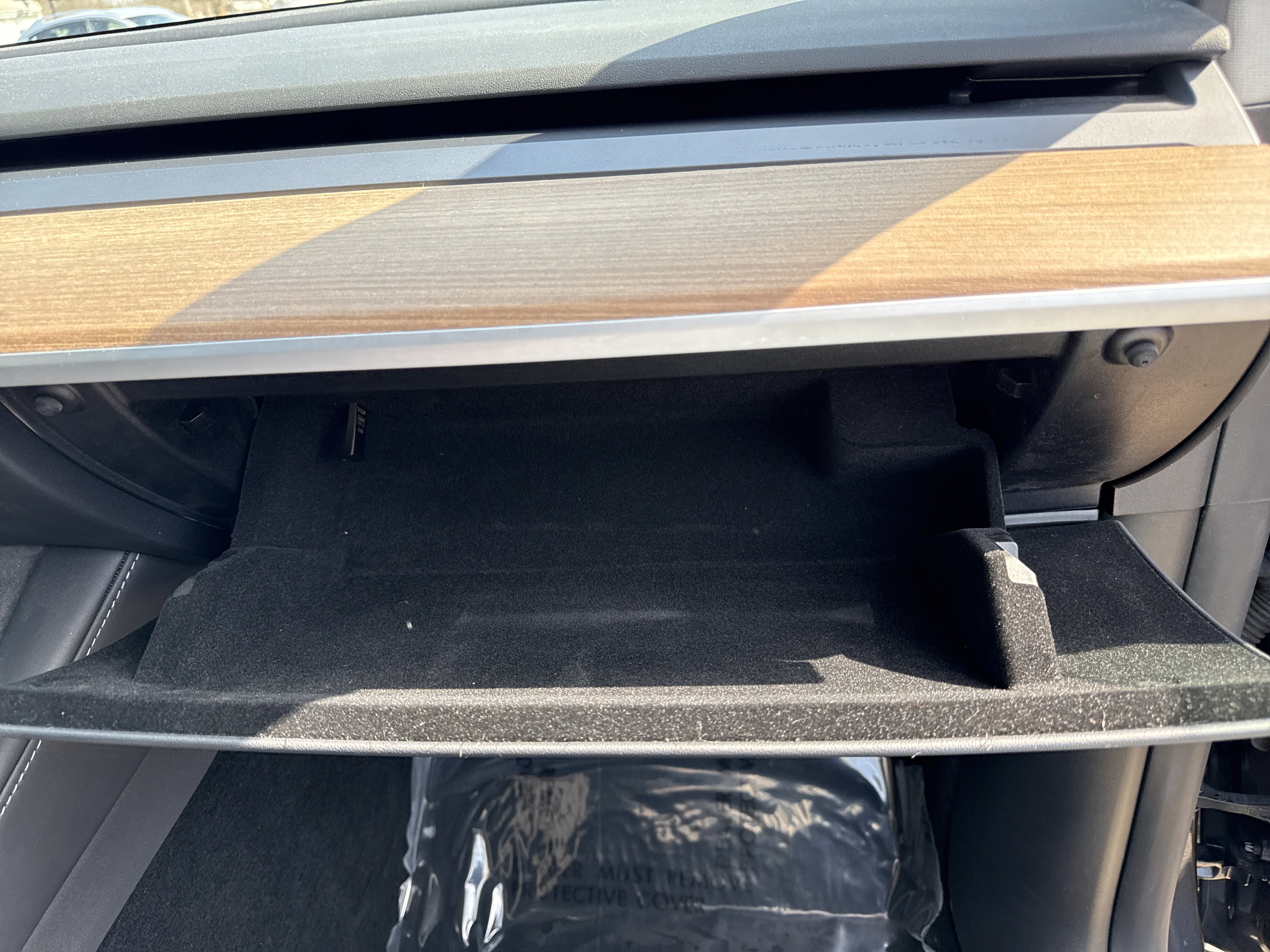 Used 2024 Tesla Model Y Long Range image 33