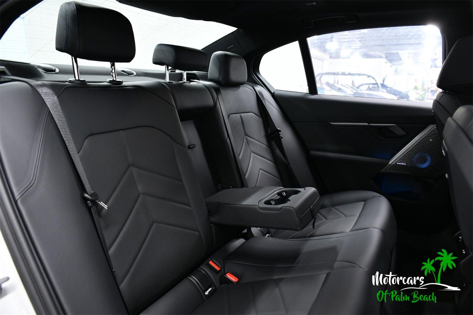 Used 2025 BMW i5 M60 w/ Premium Package image 47