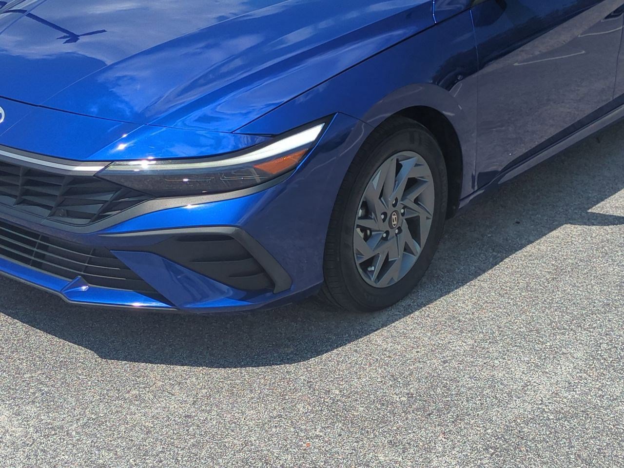 Used 2024 Hyundai Elantra SEL FWD image 10