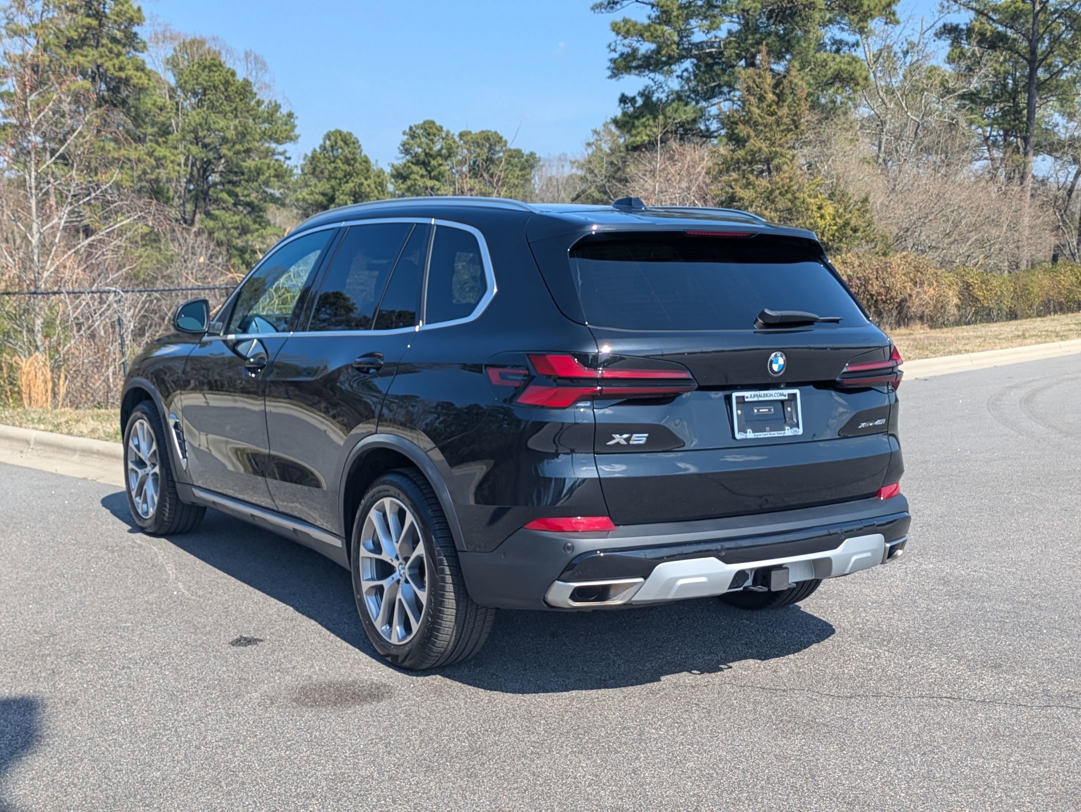 Used 2024 BMW X5 xDrive40i w/ Premium Package image 7