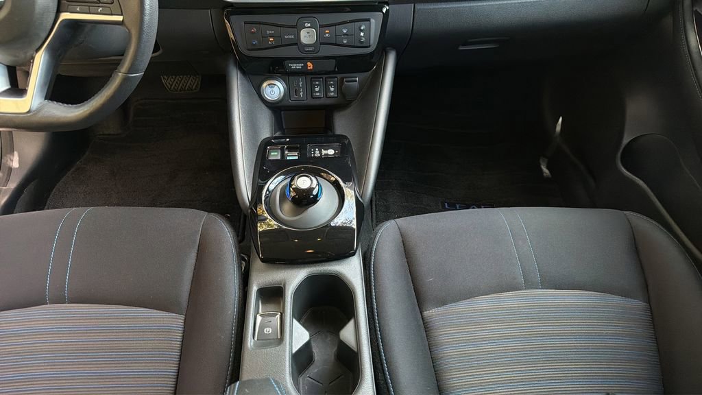 Used 2023 Nissan Leaf SV Plus FWD image 18