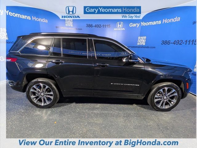 Used 2023 Jeep Grand Cherokee Overland w/ Luxury Tech Group IV image 5