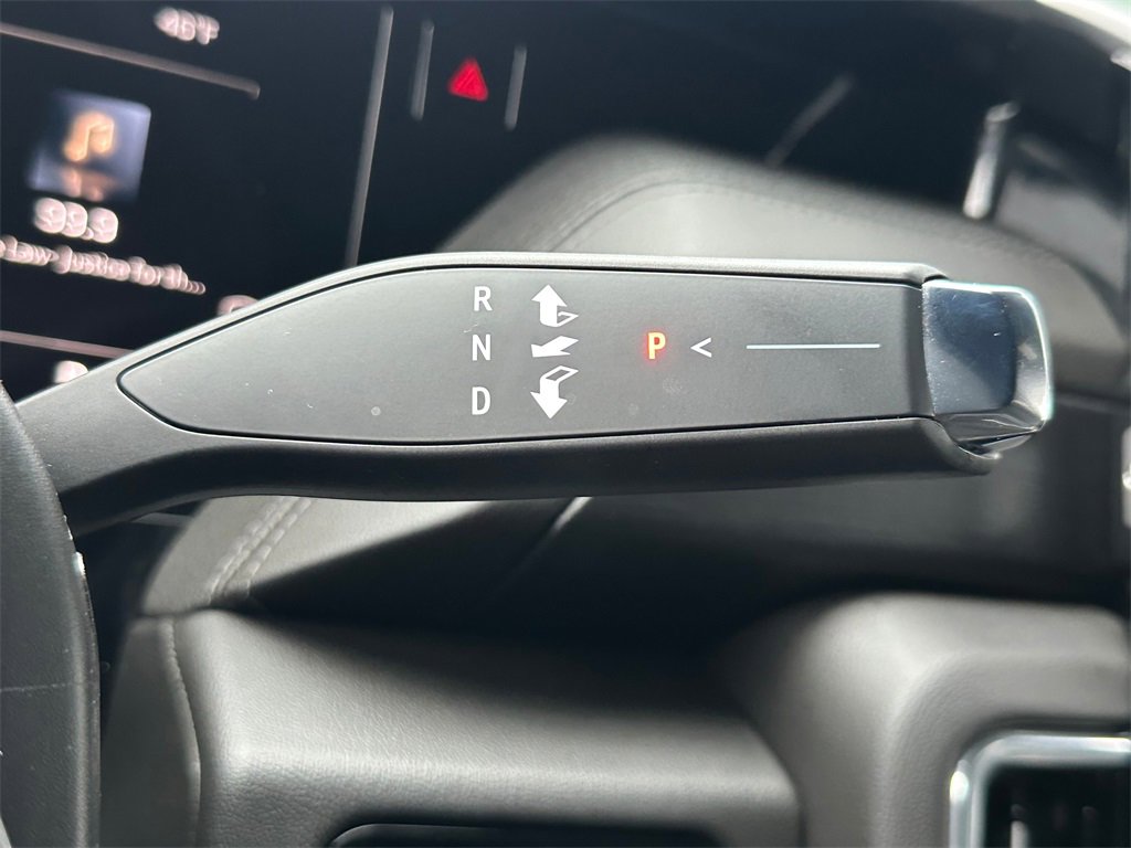 Used 2025 GMC Yukon XL Denali image 30