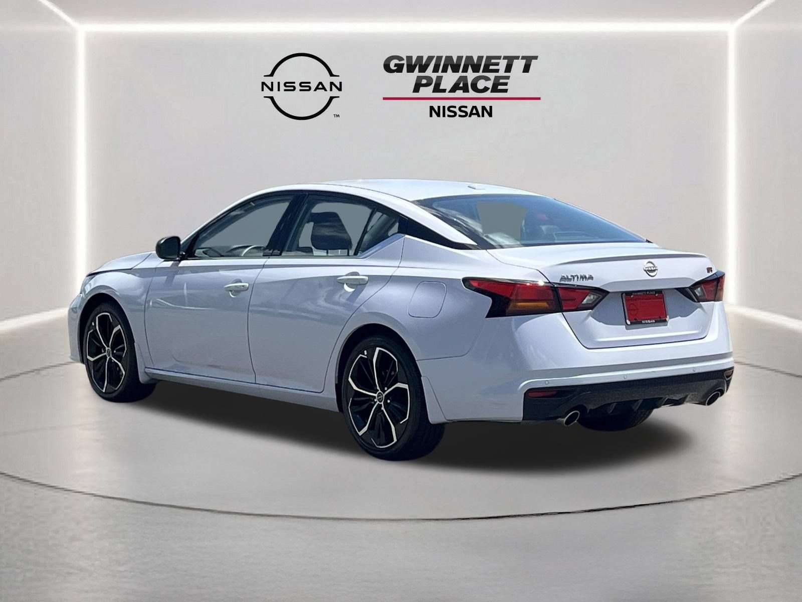 Used 2024 Nissan Altima 2.5 SR FWD image 22