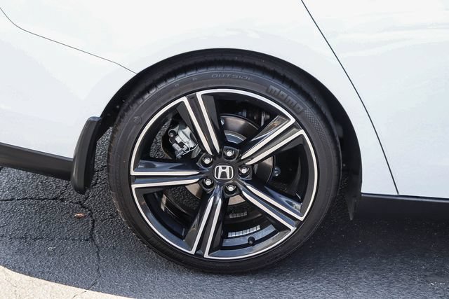 Used 2024 Honda Accord Sport image 9
