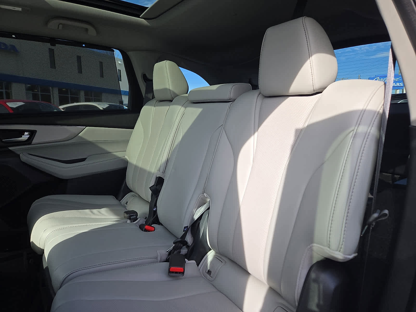 Used 2024 Acura MDX SH-AWD w/ Technology Package image 12