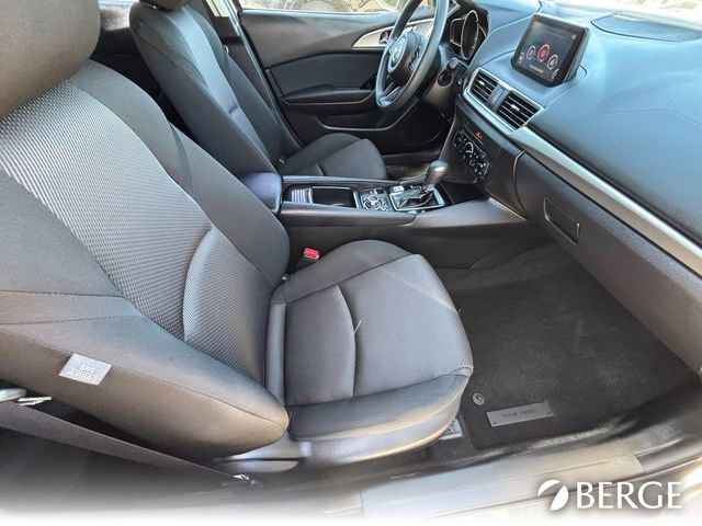 Used 2018 MAZDA MAZDA3 Sport image 12