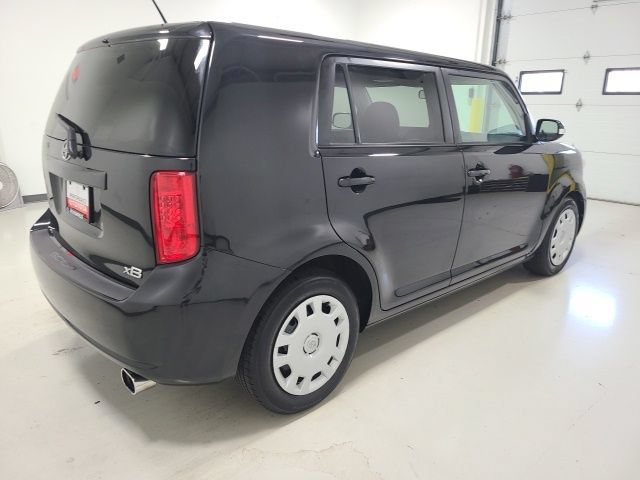 Used 2008 Scion xB FWD image 6
