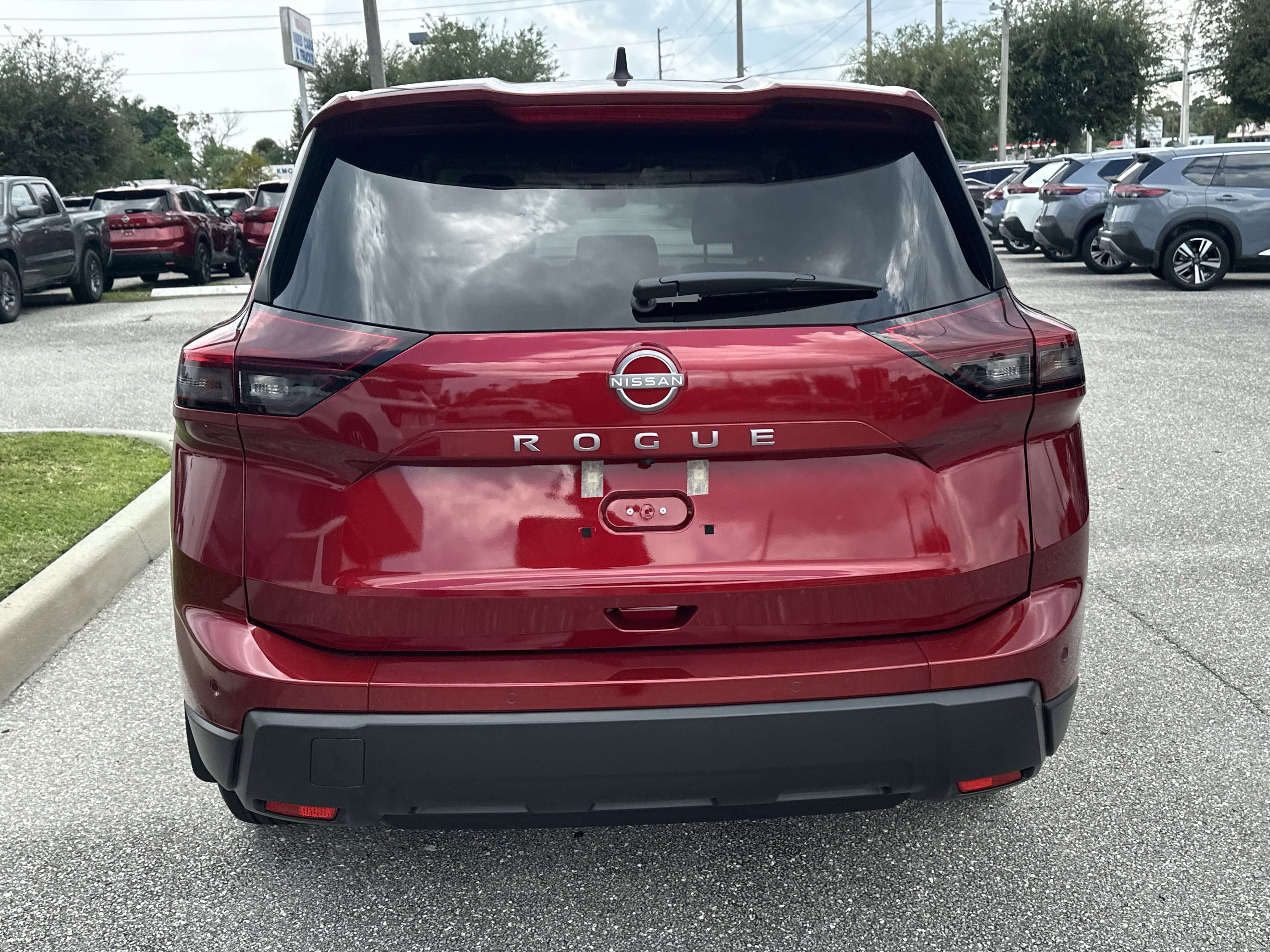 New 2026 Nissan Rogue S FWD image 7