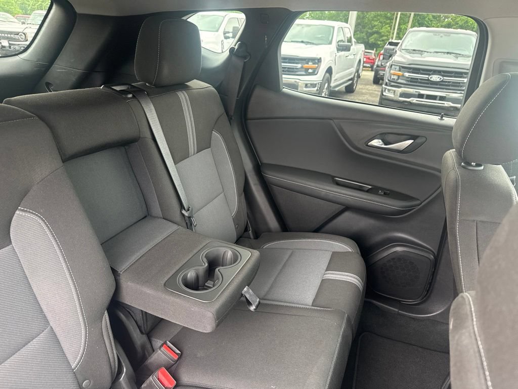 Used 2025 Chevrolet Blazer LT FWD image 14