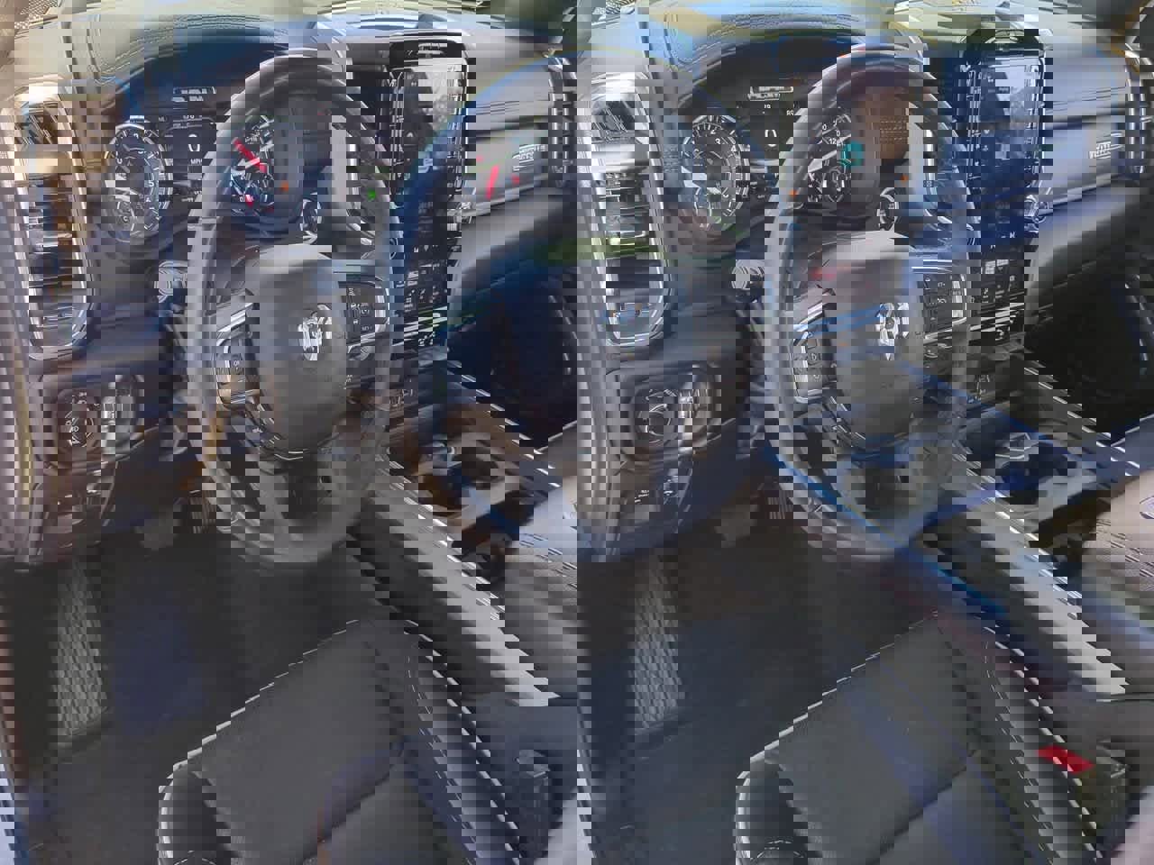 Used 2025 RAM 1500 Laramie image 10