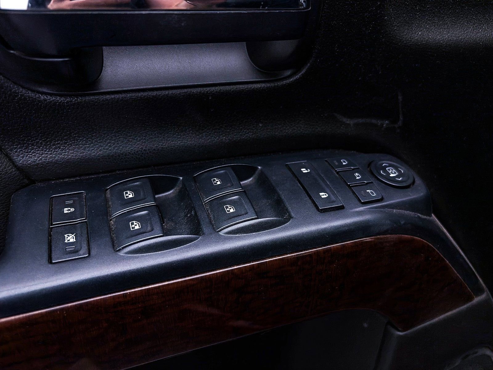 Used 2018 GMC Sierra 1500 SLT w/ SLT Premium Package image 15