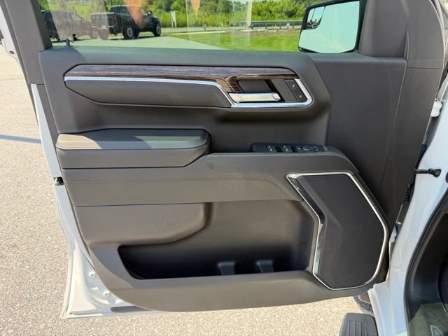 Used 2024 GMC Sierra 1500 Elevation w/ LPO, Elevation Black Package AWD/4WD image 12