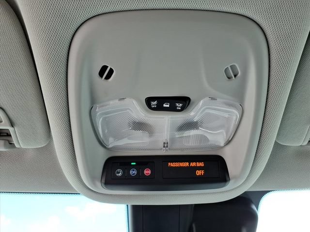 Used 2025 Chevrolet TrailBlazer LT AWD/4WD image 24