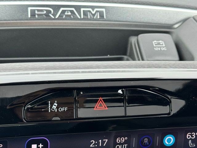 New 2026 RAM 1500 Laramie w/ Sport Appearance Package AWD/4WD image 19