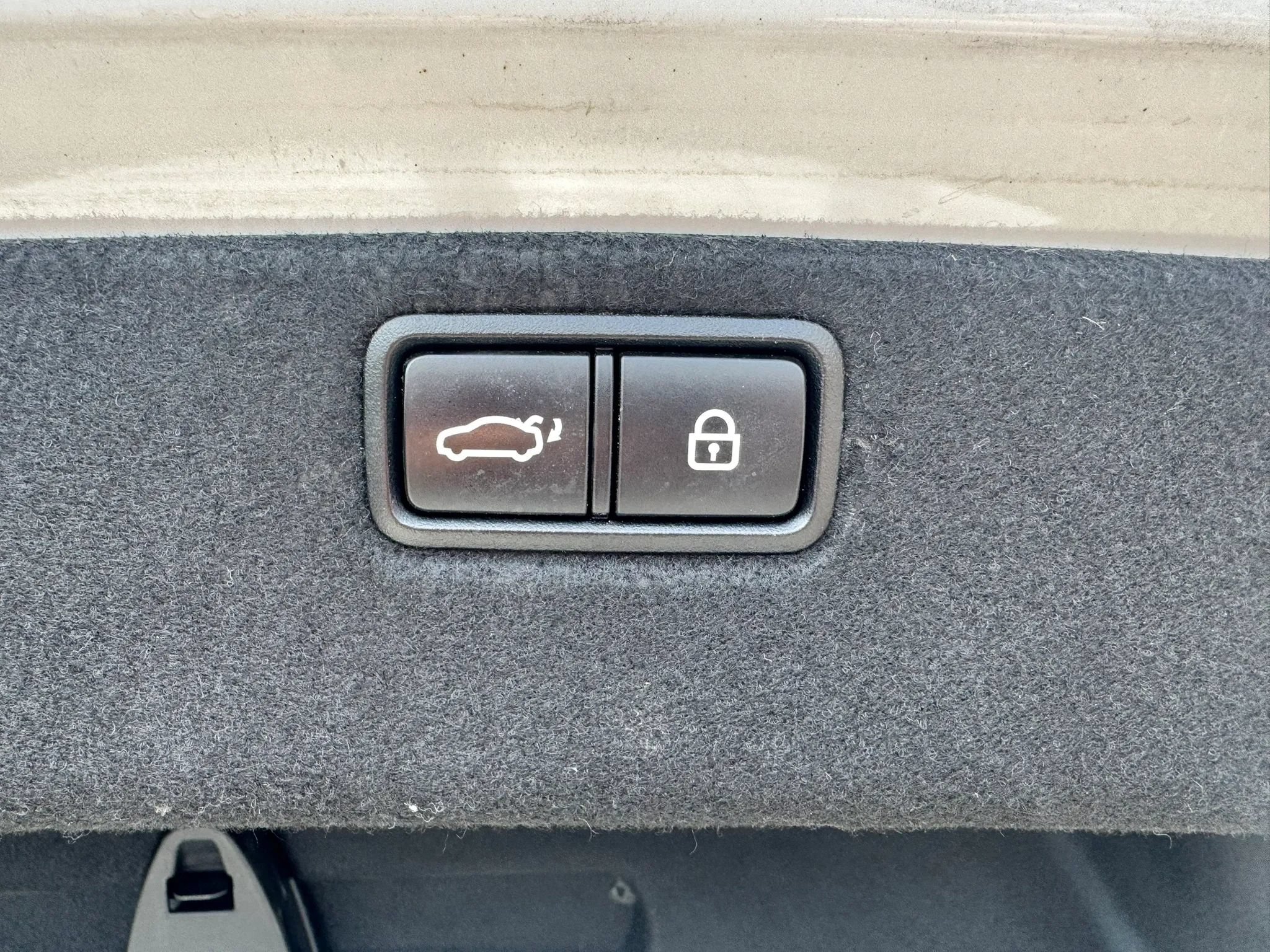 Used 2018 Genesis G80 3.3T Sport AWD/4WD image 56