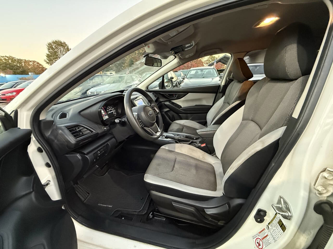 Used 2020 Subaru Crosstrek 2.0i image 10