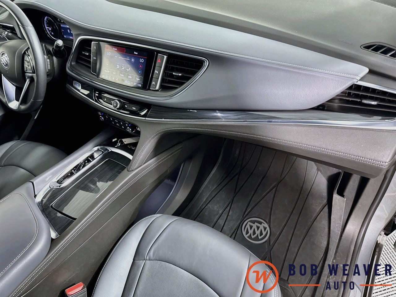 Used 2023 Buick Enclave Essence AWD/4WD image 37
