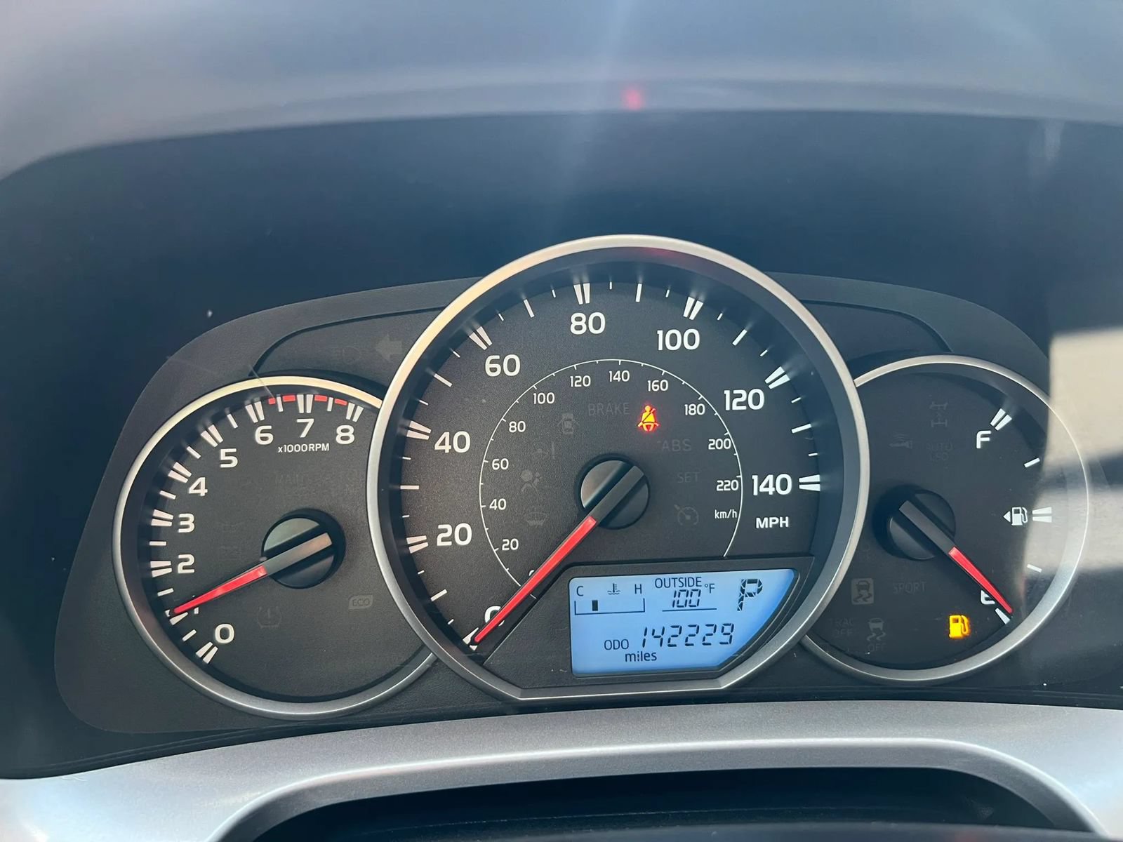 Used 2016 Toyota RAV4 LE FWD image 15