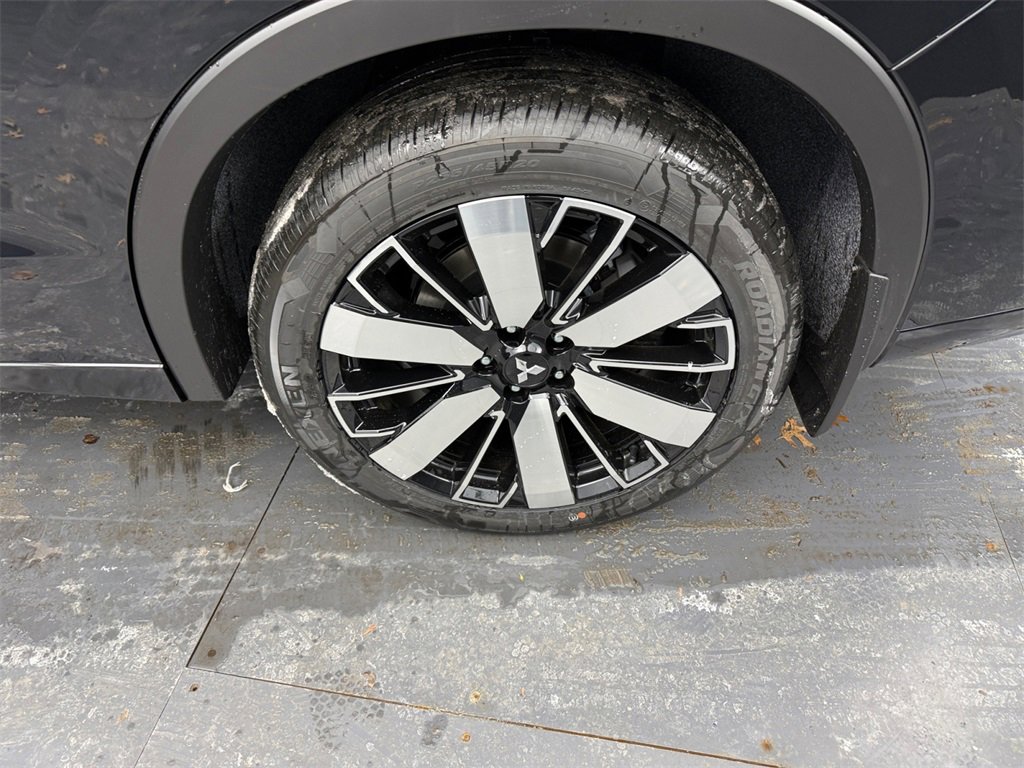 New 2026 Mitsubishi Outlander SEL image 37